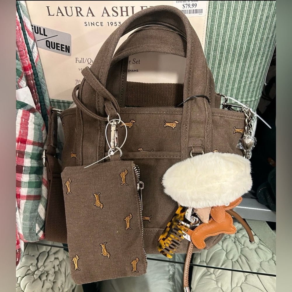 In hand Madden girl Dachshund Mini tote with charms - ships next day!